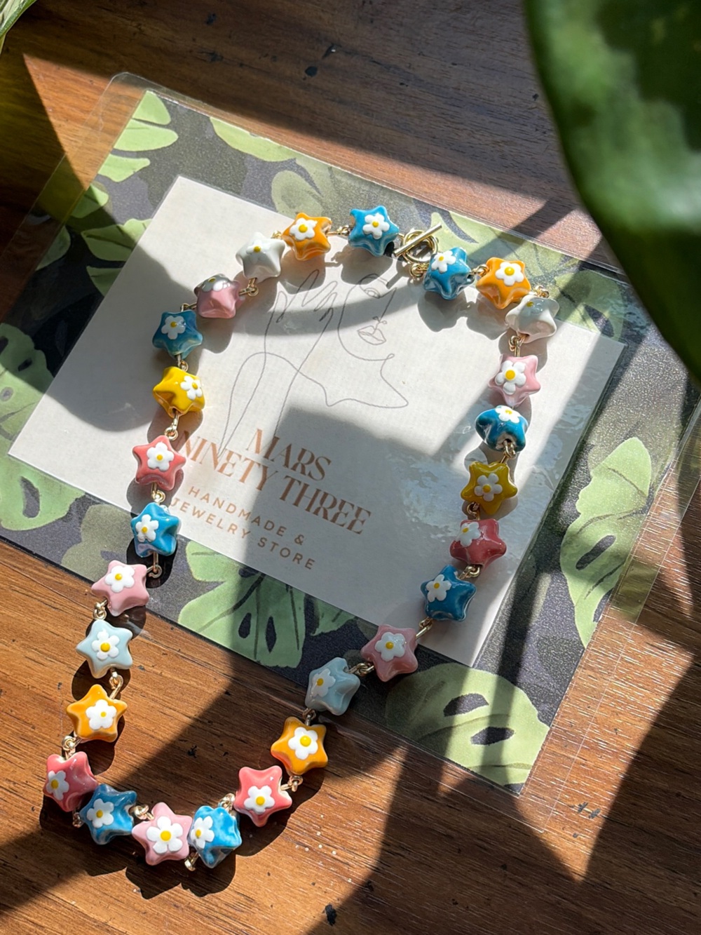 FLOWER PORCELAIN NECKLACE - Picture 1 of 5